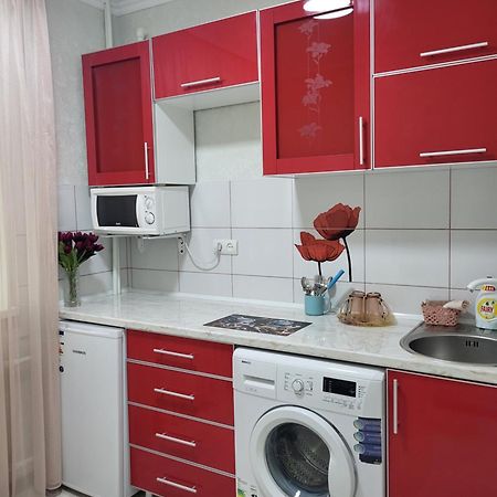Apartamento Ahmetova 4 30 Almatý Exterior foto